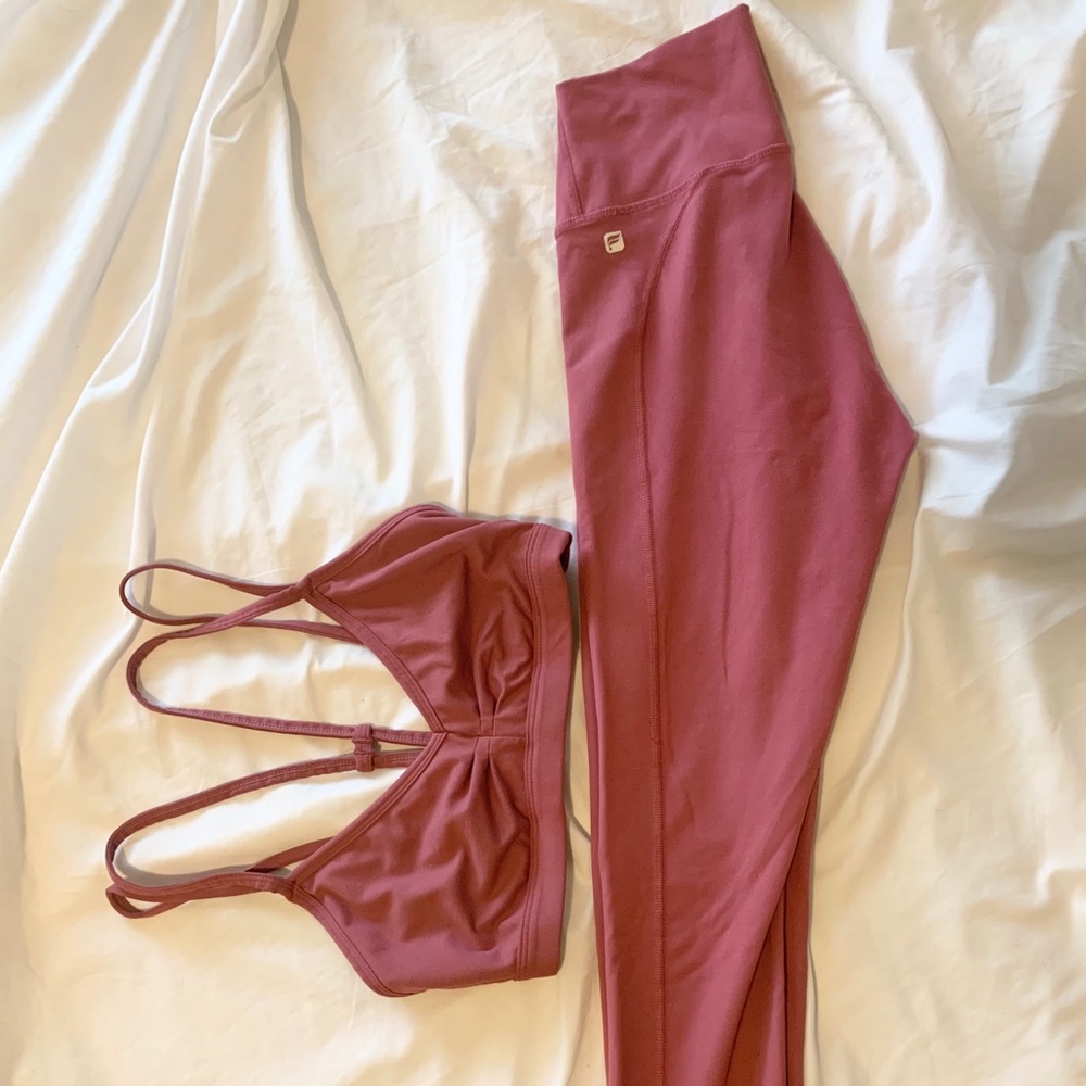 Fabletics leggings and sport bra set